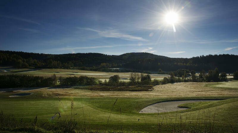 Golf vokser, men anleggene henger etter